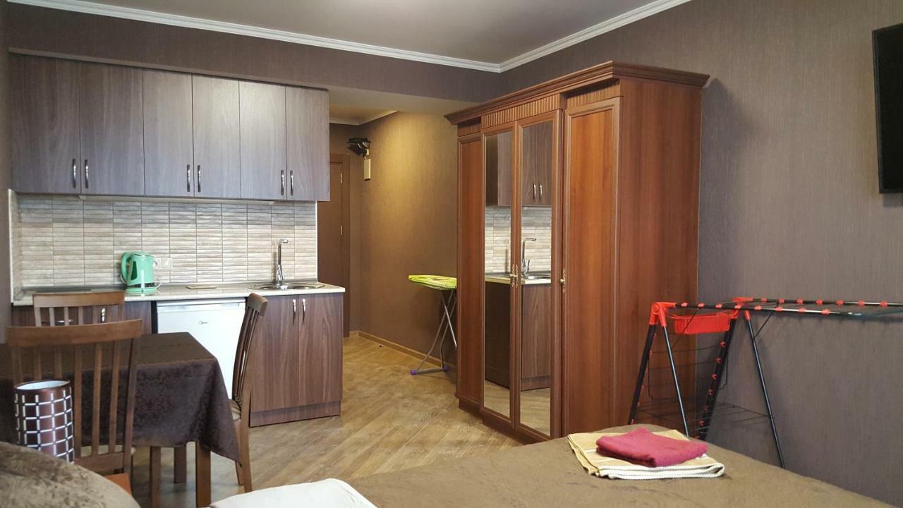 باتومي Mimino Apartment Deluxe First Line المظهر الخارجي الصورة