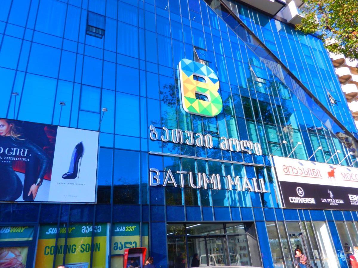 باتومي Mimino Apartment Deluxe First Line المظهر الخارجي الصورة