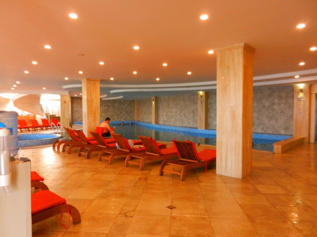 باتومي Mimino Apartment Deluxe First Line المظهر الخارجي الصورة